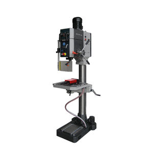 máquina de furação vertical