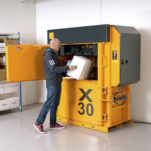 prensa enfardadeira para papelão 1
