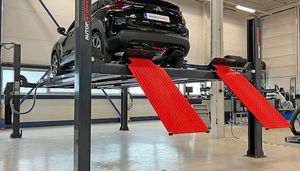 电梯汽车4 colunas