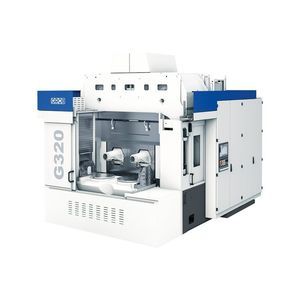 centro de usinagem CNC de 3 eixos 1