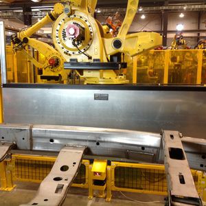 Proteção de máquina para sistema transportador