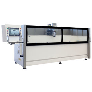 centro de usinagem CNC de 3-4 eixos 1