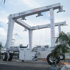 travel lift