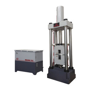 máquina de ensaio universal