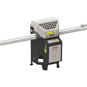 máquina de corte com faca rotativa