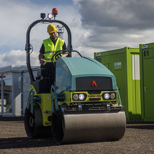 rolo compactador com motor elétrico 1