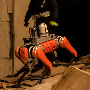 robô de combate a incêndio