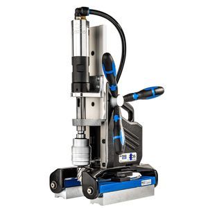 máquina de furação CNC