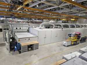 máquina de deposição por pulverização catódica em linha