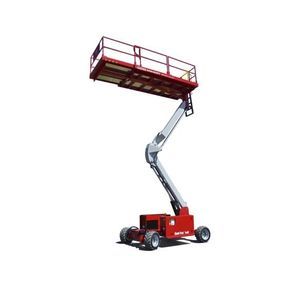 plataforma elevatória articulada para terrenos acidentados