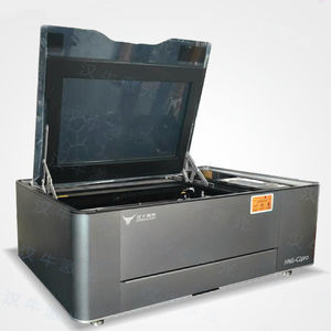 máquina de corte e gravação a laser CO2 1