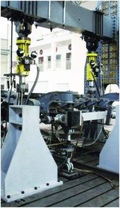 máquina de ensaio de forças 1