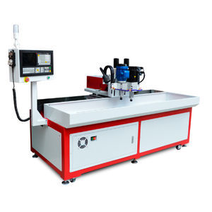 furadeira-rosqueadeira CNC