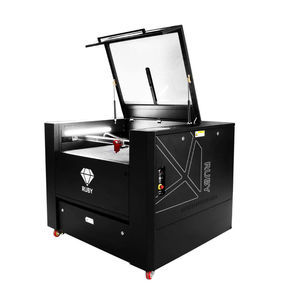 máquina de corte e gravação a laser CO2