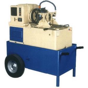 máquina de rosquear tubos automática