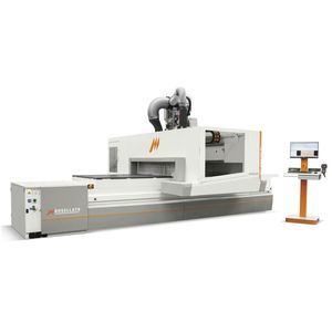 centro de usinagem CNC de 3 eixos