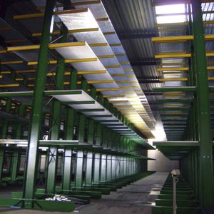 estante cantilever