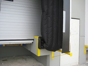 abrigo de doca inflável