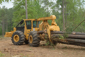 skidder florestal