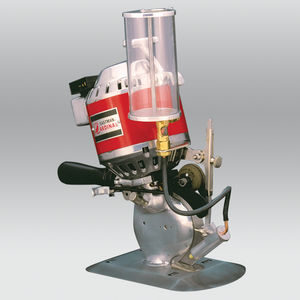 máquina de corte com faca rotativa