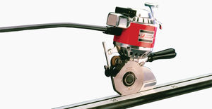 máquina de corte com faca rotativa