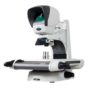 microscópio óptico