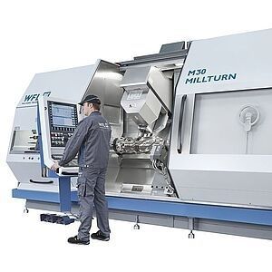 centro de torneamento e fresamento CNC