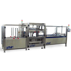 Formadora de caixas com inserção de sacos