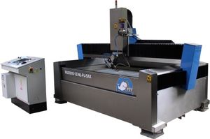 máquina de corte a jato de água