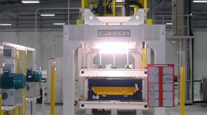 prensa para a indústria automotiva