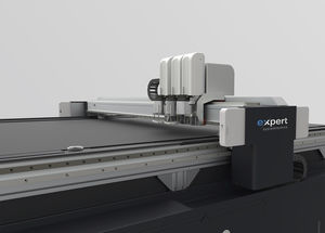 máquina de corte com faca