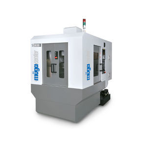centro de usinagem CNC de 3 eixos