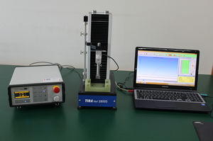 máquina de ensaio de forças