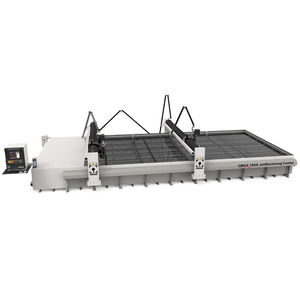máquina de corte com jato de água abrasivo 1