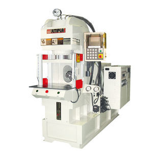 máquina injetora vertical
