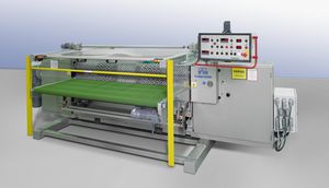 máquina de corte com serra de fita