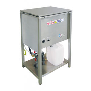 máquina de limpeza com solvente