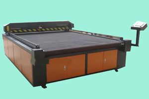 máquina de corte a laser CO2