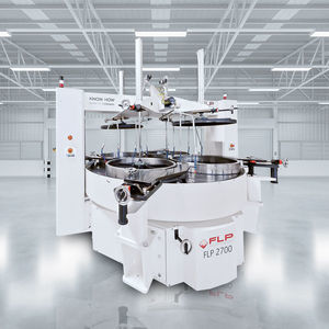 máquina de acabamento com usinagem