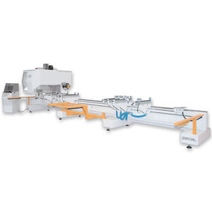 centro de usinagem CNC de 4 eixos