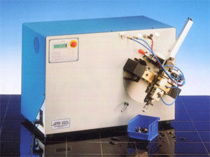 máquina de rebarbação