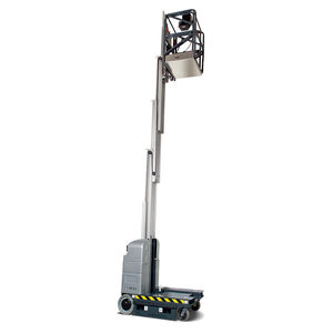plataforma de mastro vertical autopropelida