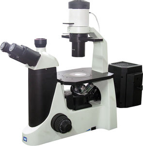 microscópio para análises