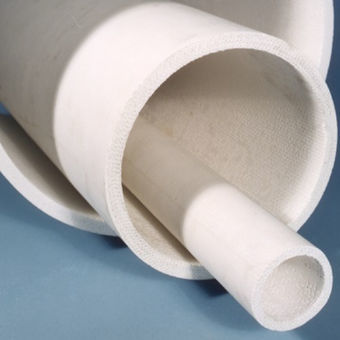 Material refratário de isolamento térmico