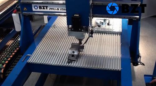 Máquina de rosquear CNC - BZT Maschinenbau GmbH - elétrica