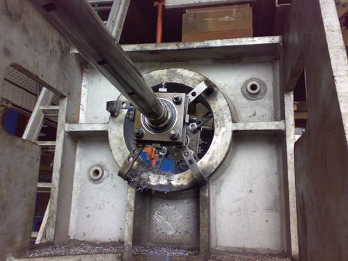 Mandriladora portátil multifuncional - BB1750 Boring Bar - Mactech Europe Ltd - com controle manual