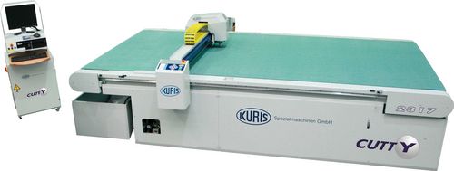 Máquina de corte com faca - CUTTY 2317 - KURIS Spezialmaschinen - para tecidos / CNC