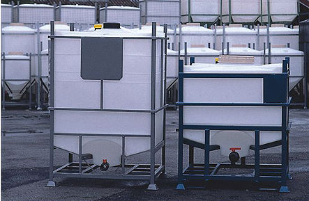 Silo com fundo cônico - MI Mailbox International GmbH - para líquidos / de plástico / industrial