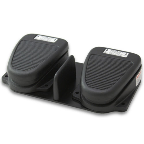 Interruptor de pedal de controle - TWIN 3C-30A2-S - Linemaster - pneumático / ação momentânea / duplo