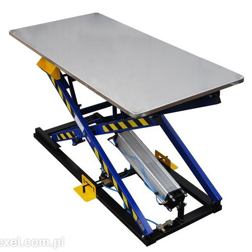 Mesa elevatória tipo tesoura - ST-3/B - REXEL - com pedal / pneumática / estacionária